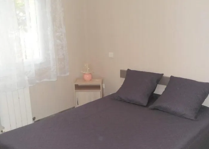 Holiday home 8 Personnes Piscine Privee Aude Occitanie Sud Corbieres *